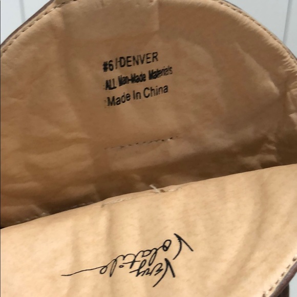 Brown cowgirl boots with heel - Picture 3 of 3